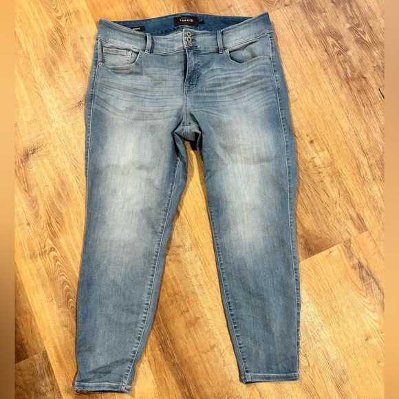 torrid Denim - Torrid Skinny Premium High Rise Jegging Jeans - Medium Wash - Size 20